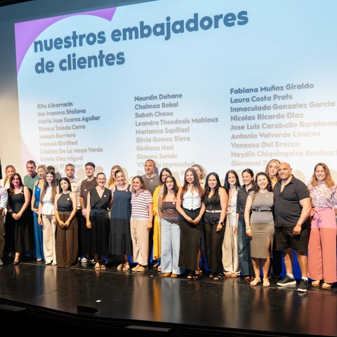 Imagen de los embajadores de clientes de Vibra Hotel durante las jornadas.