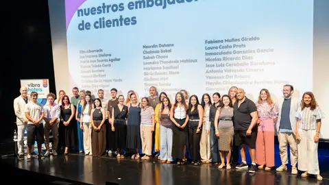 Imagen de los embajadores de clientes de Vibra Hotel durante las jornadas. Imagen de los embajadores de clientes de Vibra Hotel durante las jornadas.