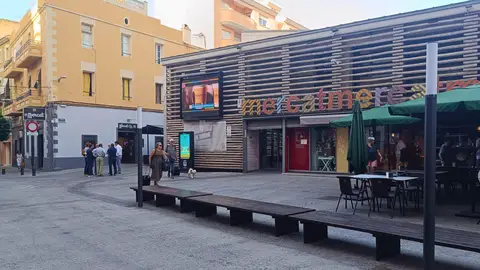 Finalizan las obras de reurbanización del entorno del Mercat de Villajoyosa Finalizan las obras de reurbanización del entorno del Mercat de Villajoyosa