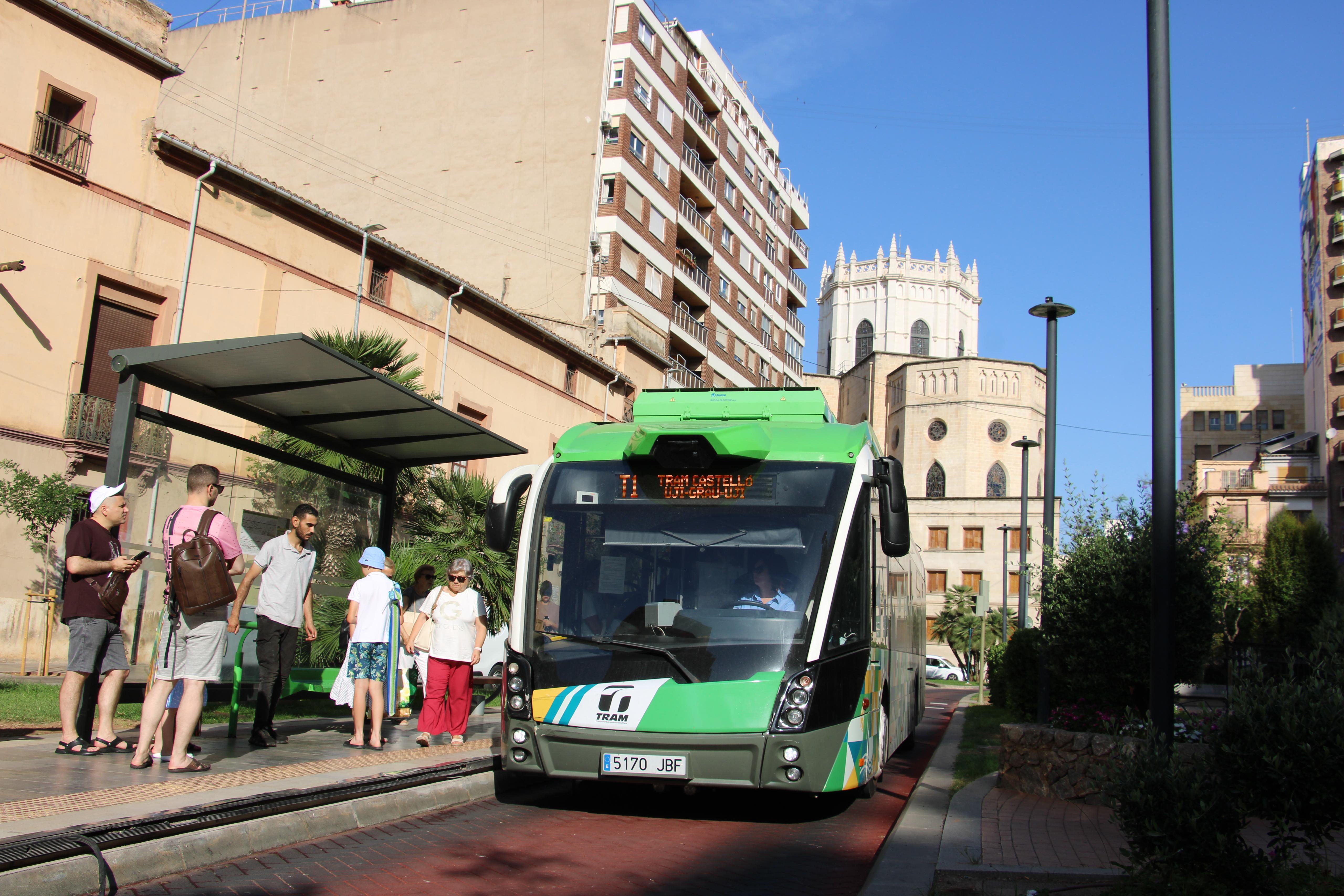 El TRAM de Castelló refuerza su servicio con motivo del SOM Festival El TRAM de Castelló refuerza su servicio con motivo del SOM Festival