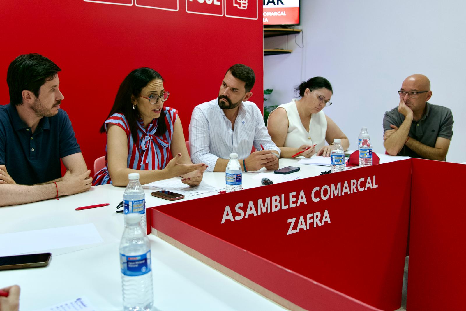 Cotrina denuncia en Zafra el abandono de la dependencia por parte del gobierno de Guardiola Cotrina denuncia en Zafra el abandono de la dependencia por parte del gobierno de Guardiola