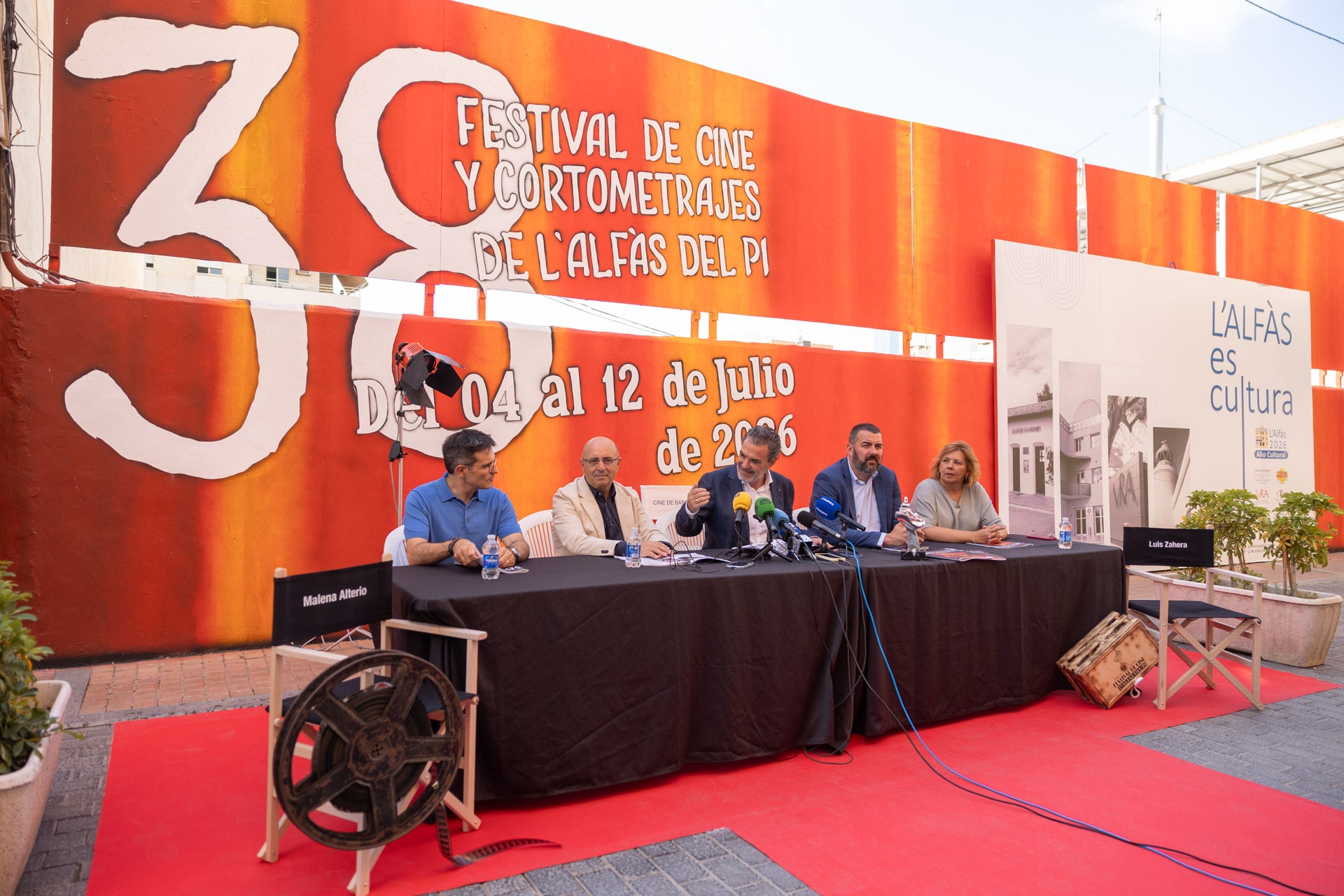 Eduard Fernández completa el trío de Faros de Plata del 38 Festival de Cine de l’Alfàs Eduard Fernández completa el trío de Faros de Plata del 38 Festival de Cine de l’Alfàs