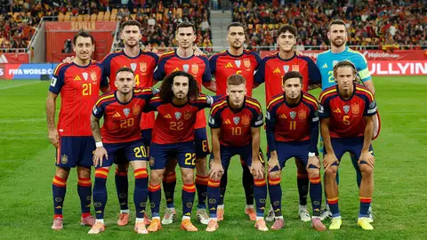La Junta amplía hasta las 4:00 horas el horario de cierre de los establecimientos por el partido de fútbol España-Uruguay La Junta amplía hasta las 4:00 horas el horario de cierre de los establecimientos por el partido de fútbol España-Uruguay
