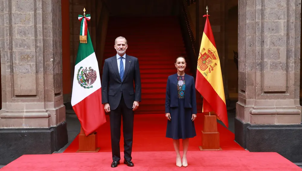 Recibimiento oficial al Rey en México DF Recibimiento oficial al Rey en México DF