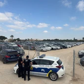 La campa en el entorno del Aeropuerto Alicante-Elche 'Miguel Hernández' que ha sido clausurada. La campa en el entorno del Aeropuerto Alicante-Elche 'Miguel Hernández' que ha sido clausurada.