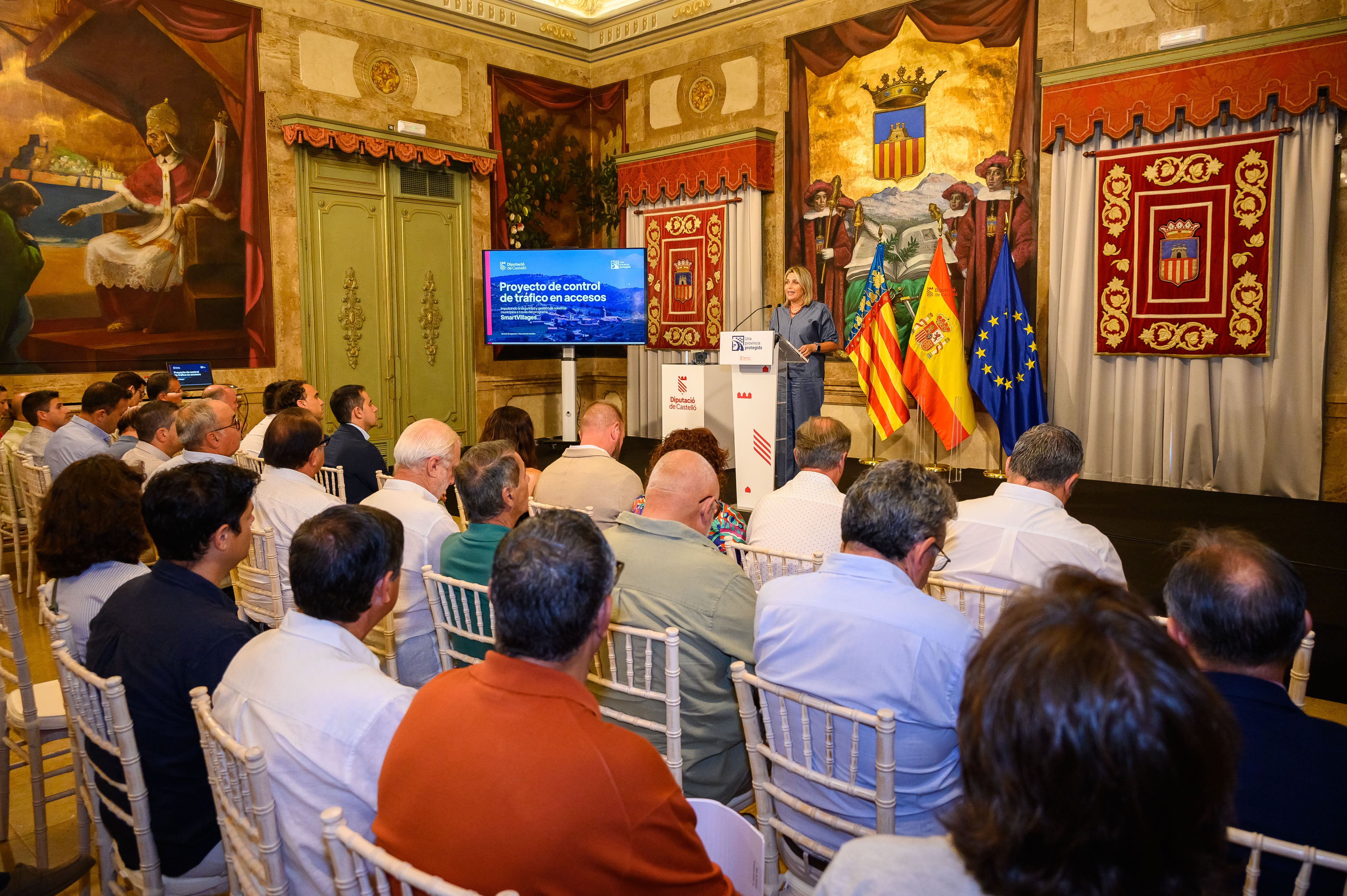 Los 115 municipios de Castellón se suman al plan provincial para instalar 451 cámaras de control de tráfico Los 115 municipios de Castellón se suman al plan provincial para instalar 451 cámaras de control de tráfico