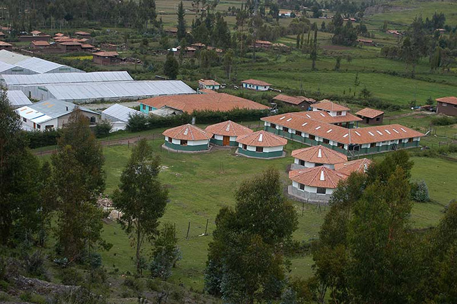 Admundi lanza la campaña NoEsUrgente.org en busca de 12 empresas para cubrir un año de mantenimiento de su Centro de Atención Temprana levantado en Perú Admundi lanza la campaña NoEsUrgente.org en busca de 12 empresas para cubrir un año de mantenimiento de su Centro de Atención Temprana levantado en Perú