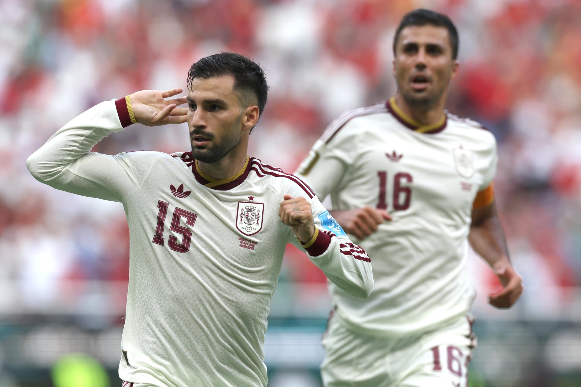 España pone rumbo a dieciseisavos como primera de grupo tras vencer 0-1 a Uruguay: Así ha narrado Alfredo Martínez el gol de Baena España pone rumbo a dieciseisavos como primera de grupo tras vencer 0-1 a Uruguay: Así ha narrado Alfredo Martínez el gol de Baena