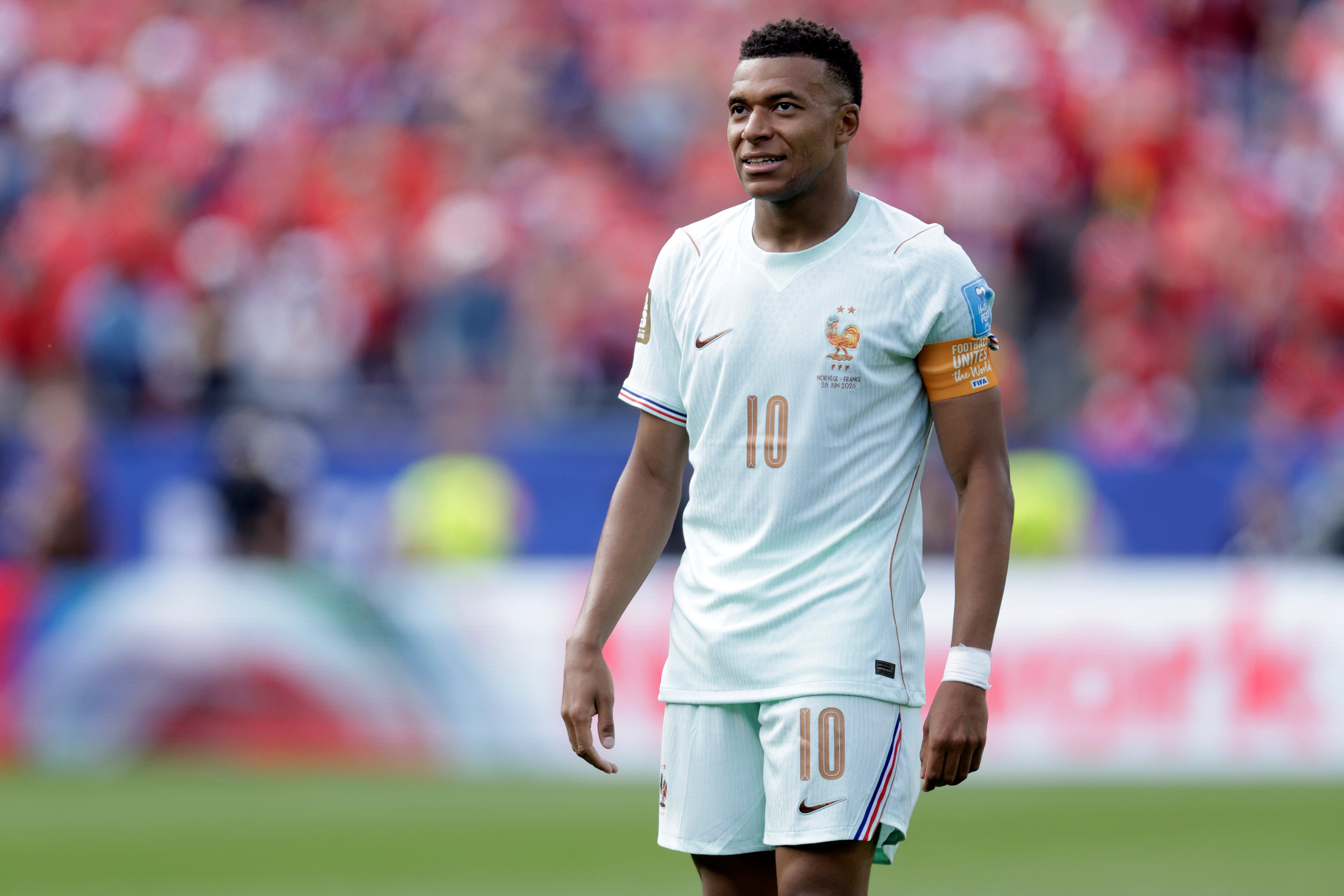 Mbappé durante el partido contra Noruega Mbappé durante el partido contra Noruega