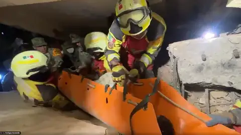 Rescate de un niño en Venezuela. Rescate de un niño en Venezuela.