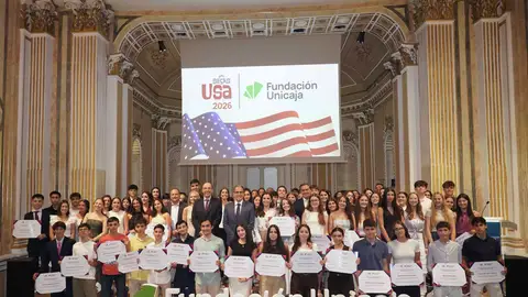 Fundación Unicaja entrega sus Becas USA para disfrutar de una estancia lingüística y cultural en Estados Unidos Fundación Unicaja entrega sus Becas USA para disfrutar de una estancia lingüística y cultural en Estados Unidos