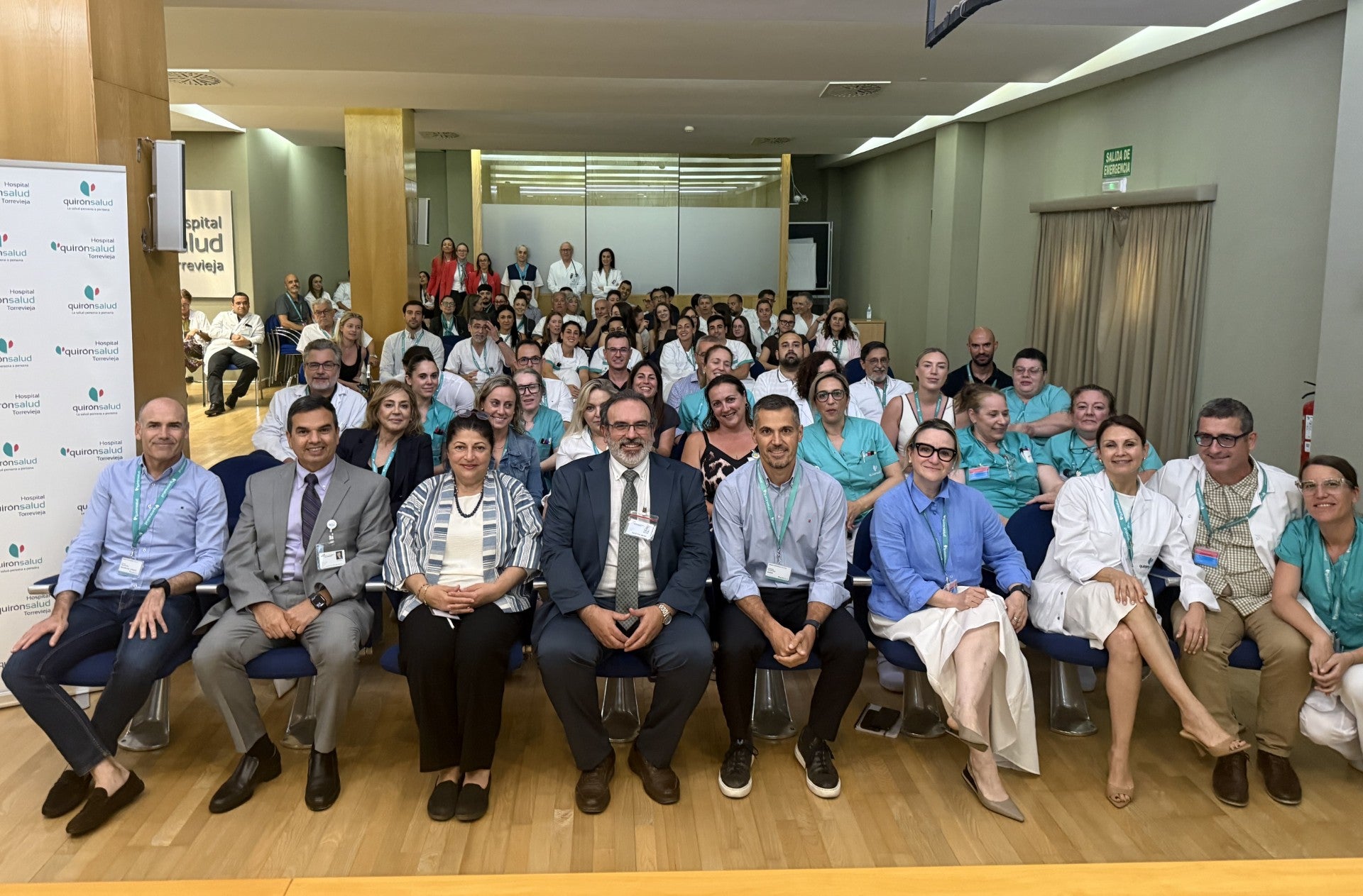 El Hospital Quirónsalud Torrevieja revalida el sello dorado de la Joint Commission International y consolida su liderazgo en calidad asistencial El Hospital Quirónsalud Torrevieja revalida el sello dorado de la Joint Commission International y consolida su liderazgo en calidad asistencial