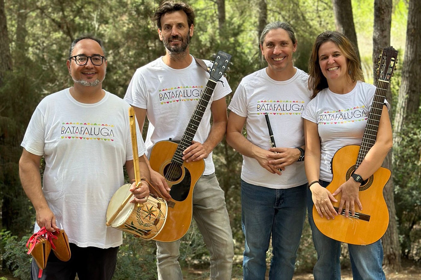 Josep Cardona, Batafaluga: "Los instrumentos tradicionales de Ibiza no se perderán si los conocen los niños de forma divertida" Josep Cardona, Batafaluga: "Los instrumentos tradicionales de Ibiza no se perderán si los conocen los niños de forma divertida"