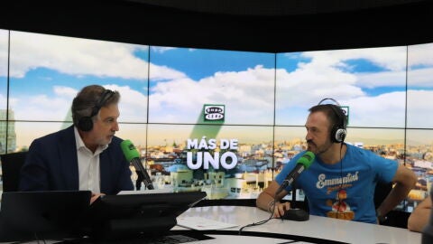 &Aacute;lex O'Dogherty junto a Carlos Alsina