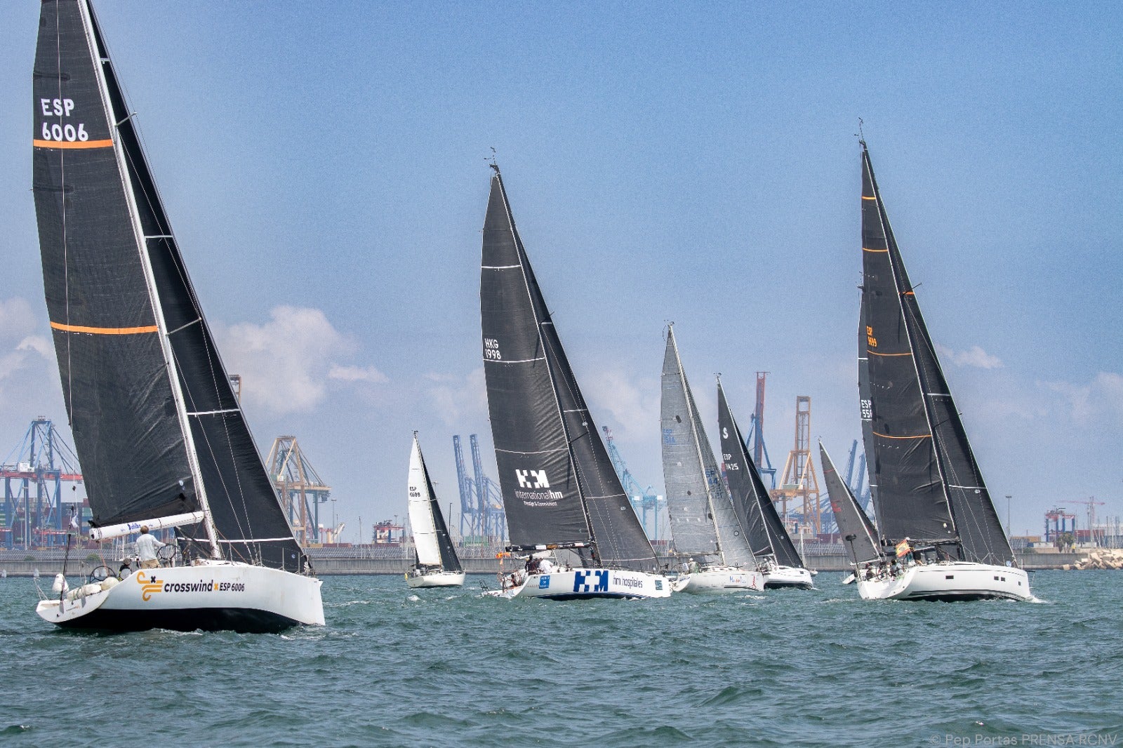 La prueba Offshore ORC A2 del Trofeo SM la Reina 2026 arrancó con una flota de 15 unidades para cubrir 162 millas La prueba Offshore ORC A2 del Trofeo SM la Reina 2026 arrancó con una flota de 15 unidades para cubrir 162 millas