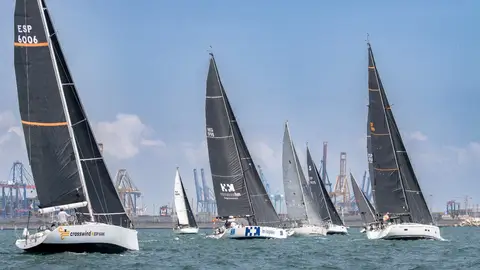 La prueba Offshore ORC A2 del Trofeo SM la Reina 2026 arrancó con una flota de 15 unidades para cubrir 162 millas La prueba Offshore ORC A2 del Trofeo SM la Reina 2026 arrancó con una flota de 15 unidades para cubrir 162 millas