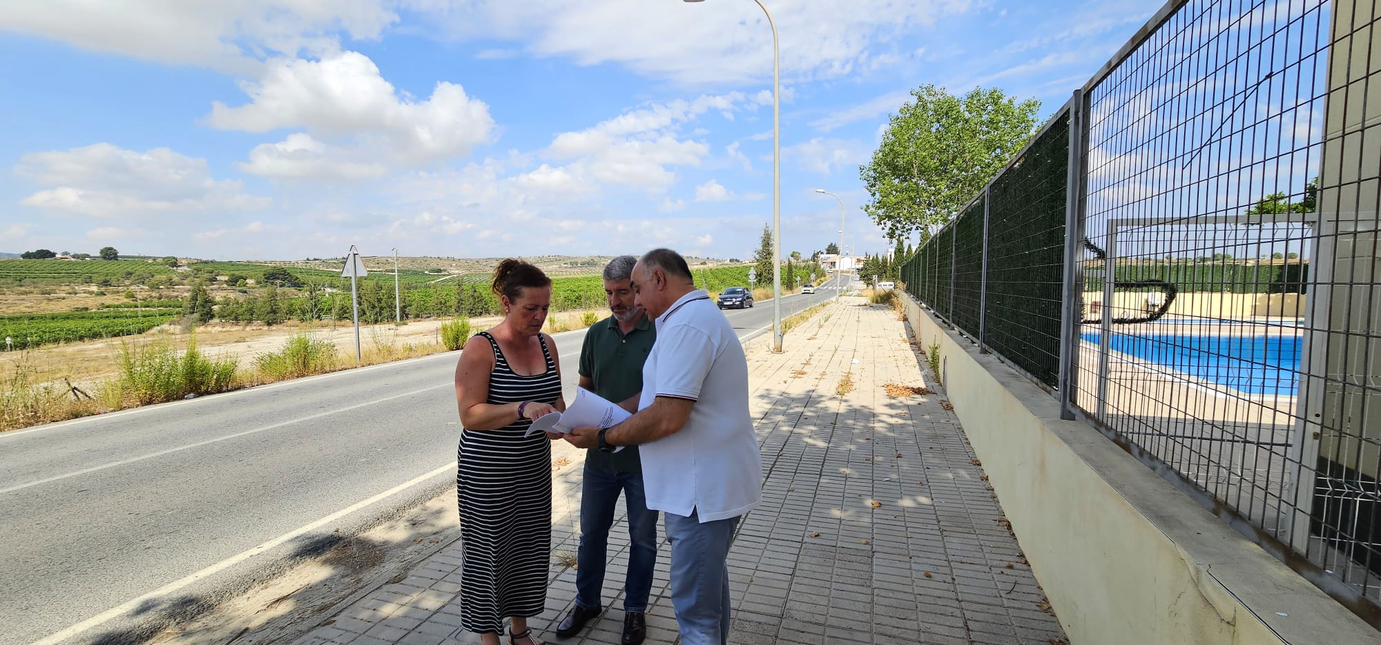 El Ayuntamiento de Orihuela invertirá 170.000 euros en la renovación integral de la entrada a Torremendo por la CV-925 El Ayuntamiento de Orihuela invertirá 170.000 euros en la renovación integral de la entrada a Torremendo por la CV-925