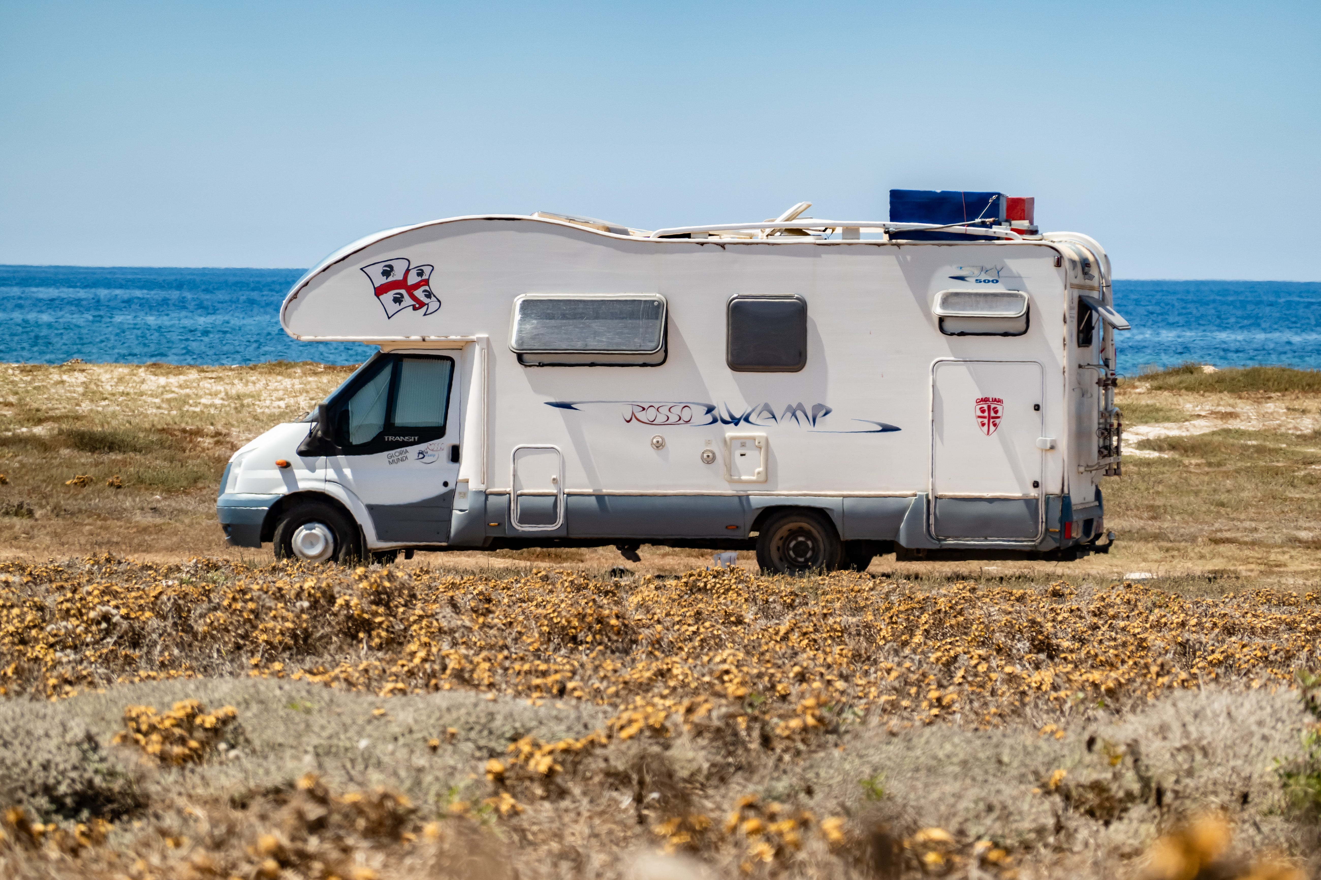 Las multas por aparcar en autocaravana junto a una playa: normativa y sanciones para acampar en España Las multas por aparcar en autocaravana junto a una playa: normativa y sanciones para acampar en España