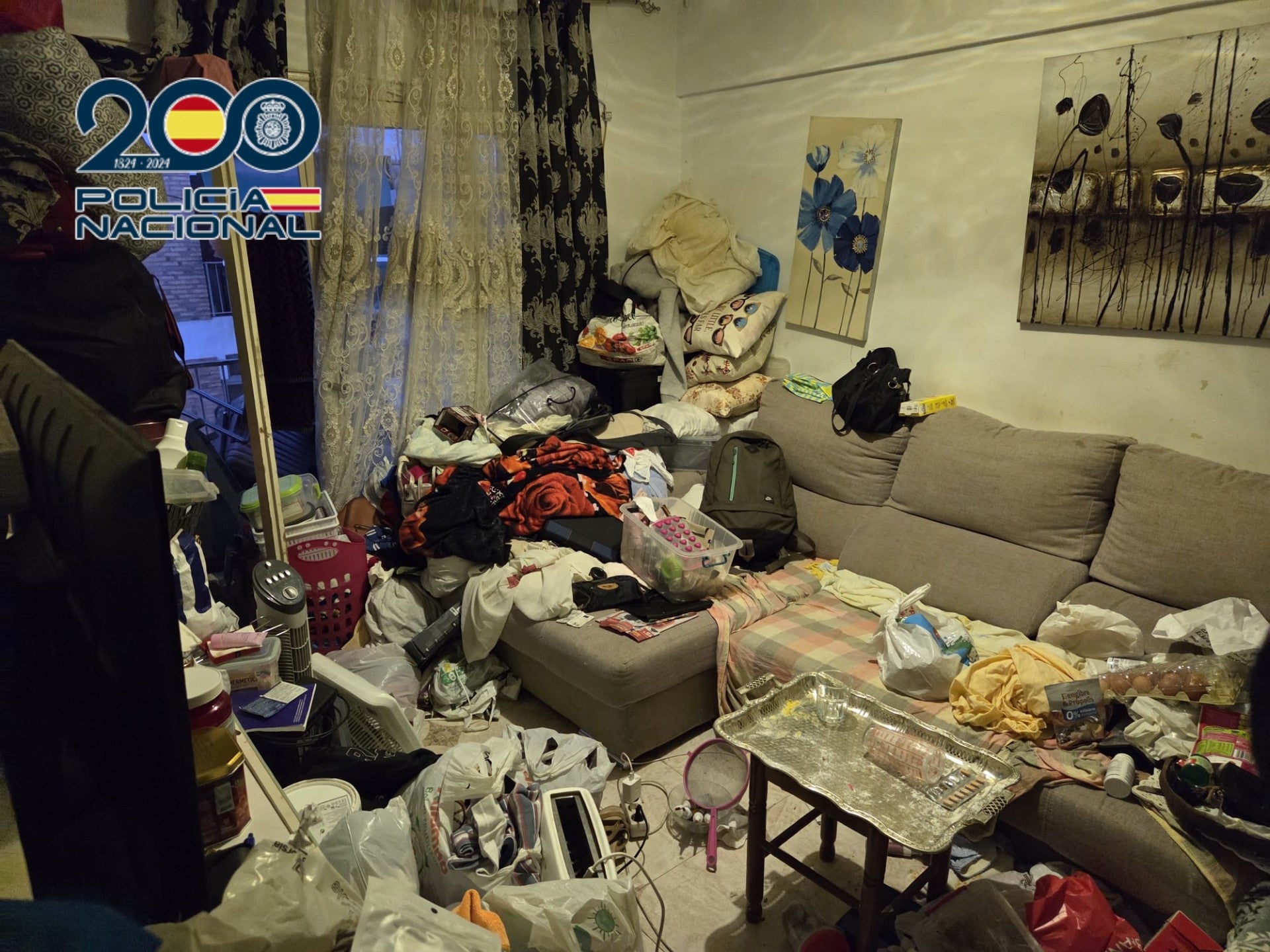 Detienen a una mujer en Alicante por regentar un piso patera en su vivienda favoreciendo la inmigración irregular Detienen a una mujer en Alicante por regentar un piso patera en su vivienda favoreciendo la inmigración irregular