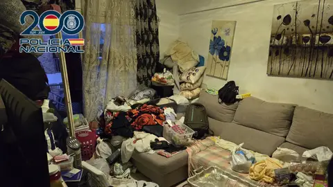Así estaba el salón de la vivienda Así estaba el salón de la vivienda