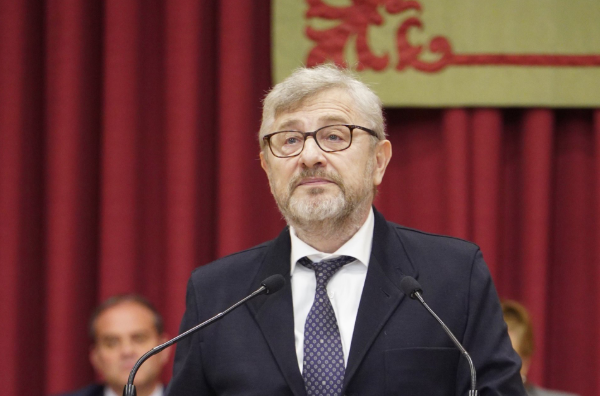 Logroño lamenta la muerte de Julio Revuelta, alcalde de la ciudad entre 2000 y 2007 Logroño lamenta la muerte de Julio Revuelta, alcalde de la ciudad entre 2000 y 2007