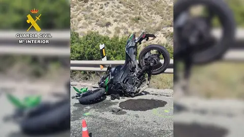 Así quedó la moto de la víctima Así quedó la moto de la víctima