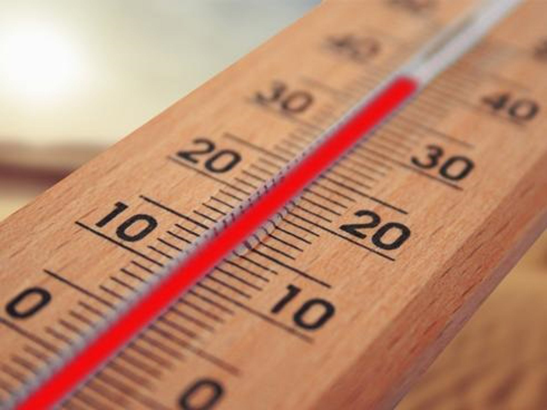 Badajoz marca la segunda temperatura más elevada del país este miércoles al alcanzar los 42,5 grados Badajoz marca la segunda temperatura más elevada del país este miércoles al alcanzar los 42,5 grados