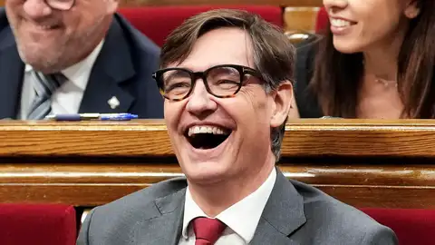 El presidente de la Generalitat, Salvador Illa, en el Parlamento de Cataluña. El presidente de la Generalitat, Salvador Illa, en el Parlamento de Cataluña.