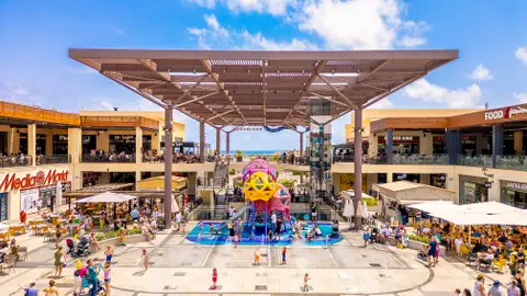 El centro comercial Zenia Boulevard ofrece mas de 50 actividades para toda la familia Centro Comercial