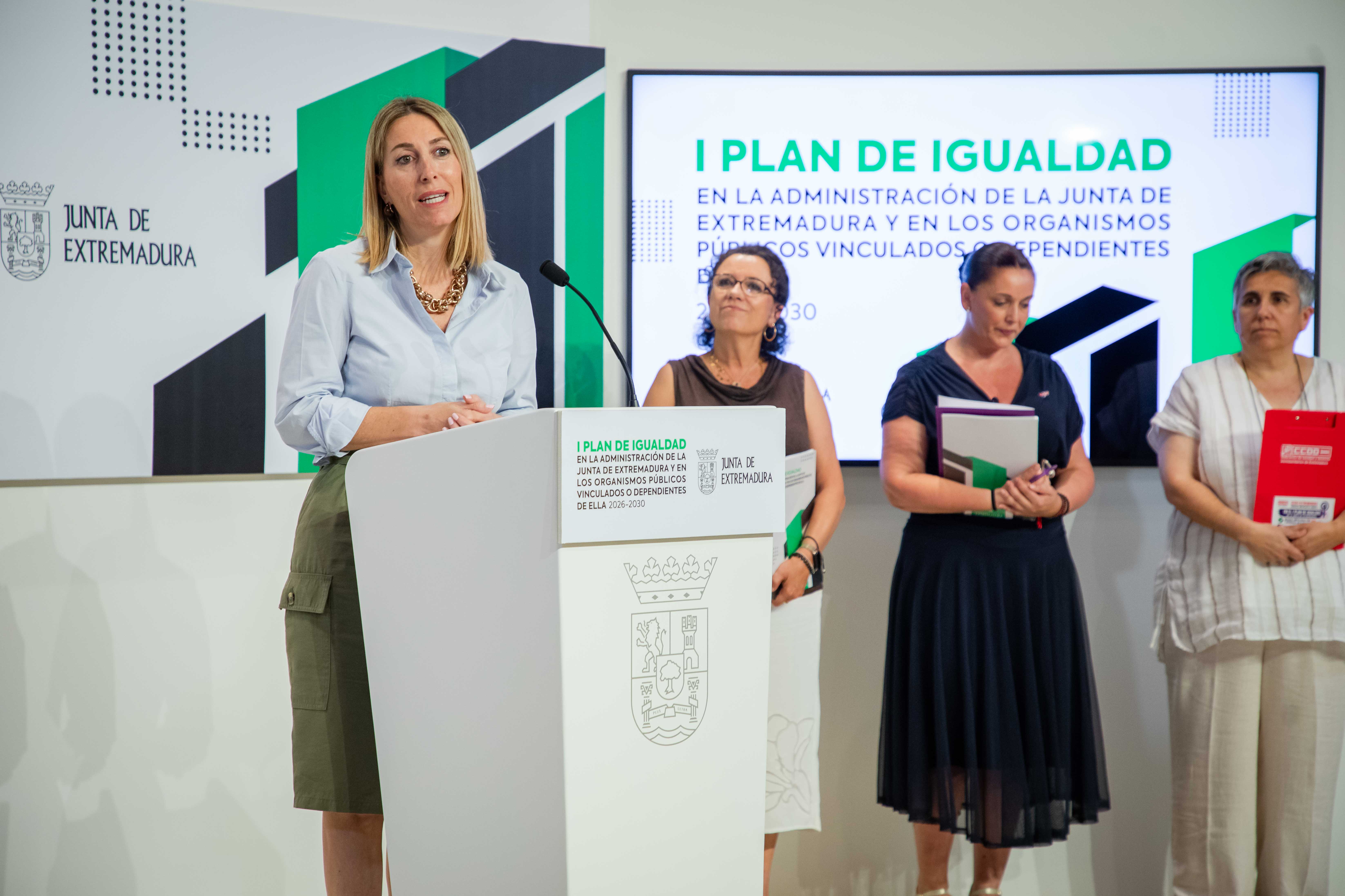 María Guardiola presenta el I Plan de Igualdad para la Administración de la Junta de Extremadura formado por 89 medidas María Guardiola presenta el I Plan de Igualdad para la Administración de la Junta de Extremadura formado por 89 medidas