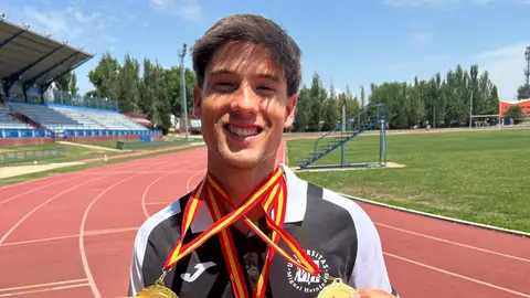 Héctor Martín, triple campeón de España en el Campeonato de España de Atletismo para personas con discapacidad. Héctor Martín, triple campeón de España en el Campeonato de España de Atletismo para personas con discapacidad.