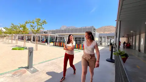 Puesta a punto de los centros educativos con obras como renovar la cubierta del CEIP Balcó de Finestrat. Puesta a punto de los centros educativos con obras como renovar la cubierta del CEIP Balcó de Finestrat.