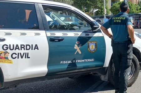 La Guardia Civil recupera las joyas sustraídas a una mujer de 89 años durante su ingreso en un hospital La Guardia Civil recupera las joyas sustraídas a una mujer de 89 años durante su ingreso en un hospital
