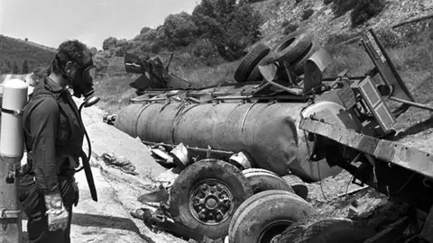 Una furgoneta blanca y 13 paradas inexplicables: las incógnitas en la misteriosa desaparición del niño de Somosierra 40 años después Una furgoneta blanca y 13 paradas inexplicables: las incógnitas en la misteriosa desaparición del niño de Somosierra 40 años después / AGENCIA EFE
