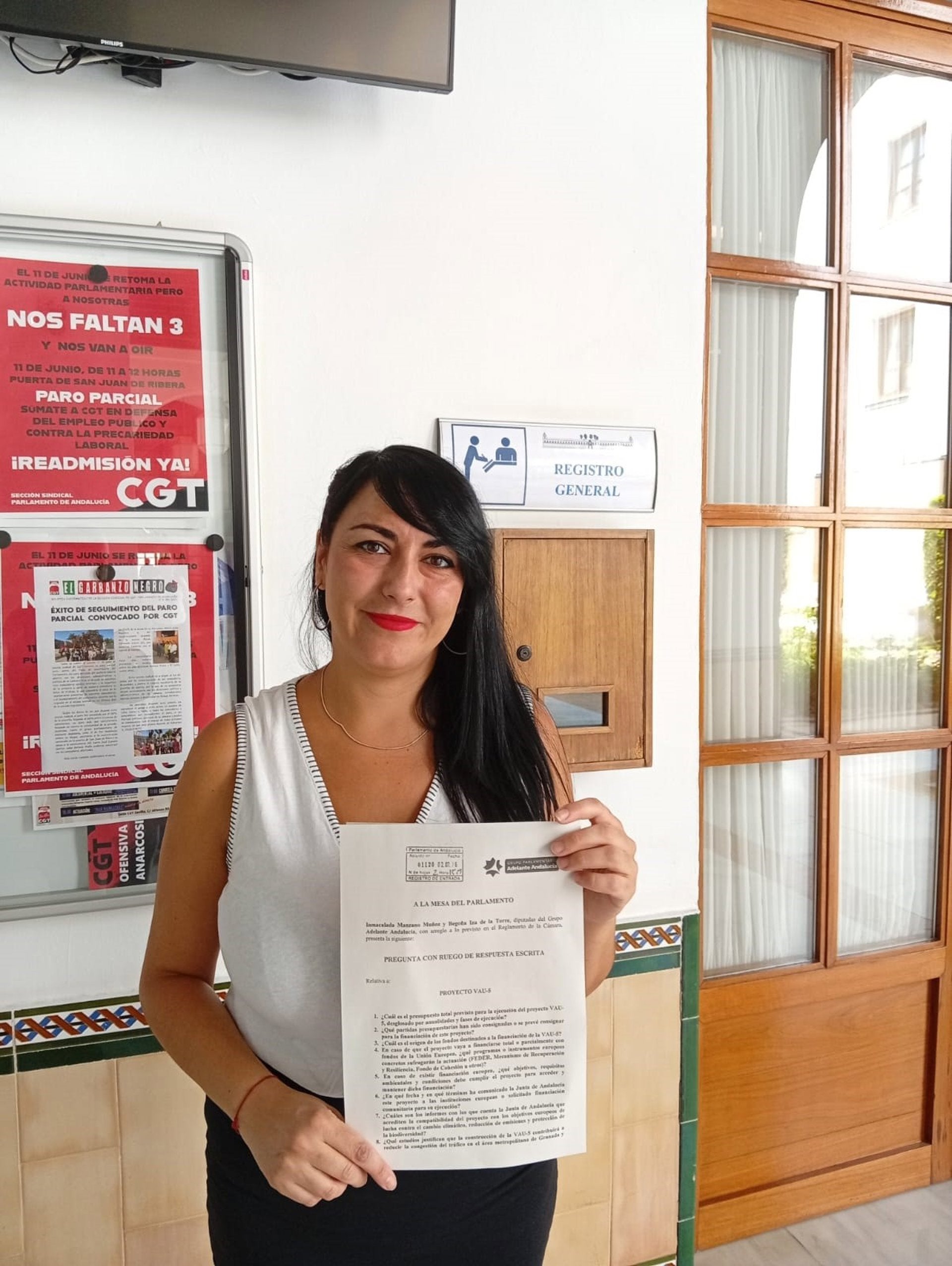 Adelante Andalucía lleva al Parlamento la financiación y el impacto de la VAU-5 en la Vega de Granada Adelante Andalucía lleva al Parlamento la financiación y el impacto de la VAU-5 en la Vega de Granada