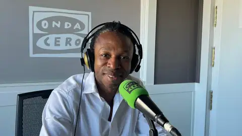 Ousman Umar en Julia en la onda Ousman Umar en Julia en la onda