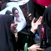Cientos de miles de iraníes acuden en masa al funeral del líder supremo Alí Jamenei