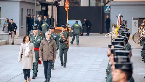 Imagen de archivo de Margarita Robles y Fernando Grande-Marlaska a su llegada al acto de toma de posesión como director adjunto operativo (DAO) de la Guardia Civil Imagen de archivo de Margarita Robles y Fernando Grande-Marlaska a su llegada al acto de toma de posesión como director adjunto operativo (DAO) de la Guardia Civil