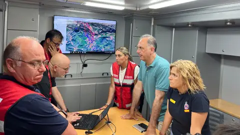 Bernabé pide extremar la precaución ante la ola de calor y seguir las indicaciones por el incendio de Soneja Bernabé pide extremar la precaución ante la ola de calor y seguir las indicaciones por el incendio de Soneja