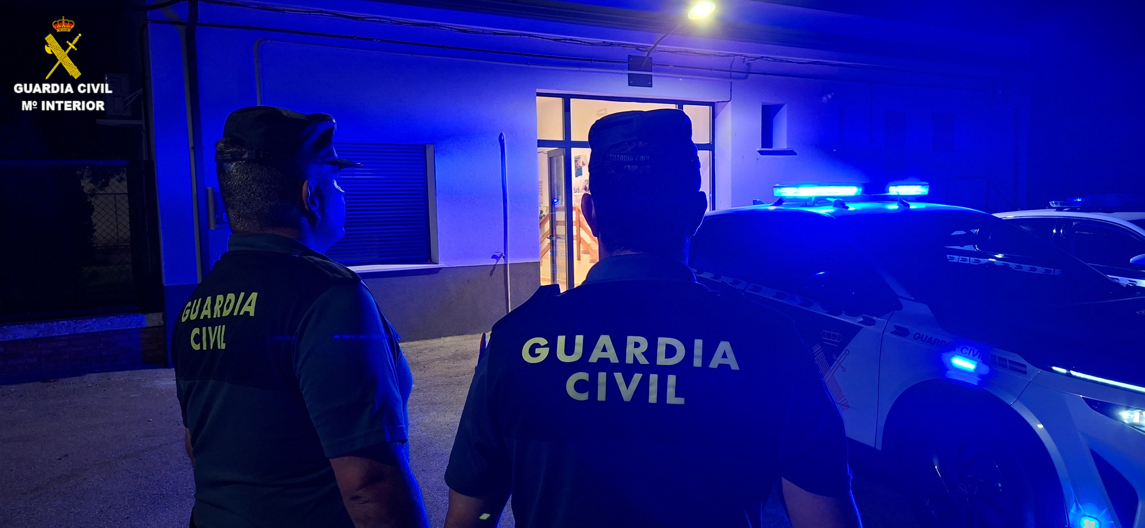 La Guardia Civil detiene a un hombre por un delito contra la salud pública en un área de servicio de la A-3 La Guardia Civil detiene a un hombre por un delito contra la salud pública en un área de servicio de la A-3