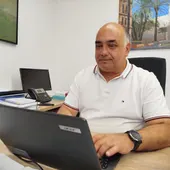 Víctor Valverde, concejal de Emergencias del Ayuntamiento de Orihuela, en su despacho Víctor Valverde, concejal de Emergencias del Ayuntamiento de Orihuela, en su despacho