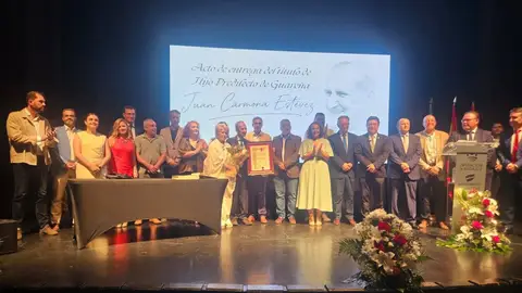Guareña nombra al fundador de Inquiba, Juan Carmona Estévez, como Hijo Predilecto de la Villa Guareña nombra al fundador de Inquiba, Juan Carmona Estévez, como Hijo Predilecto de la Villa