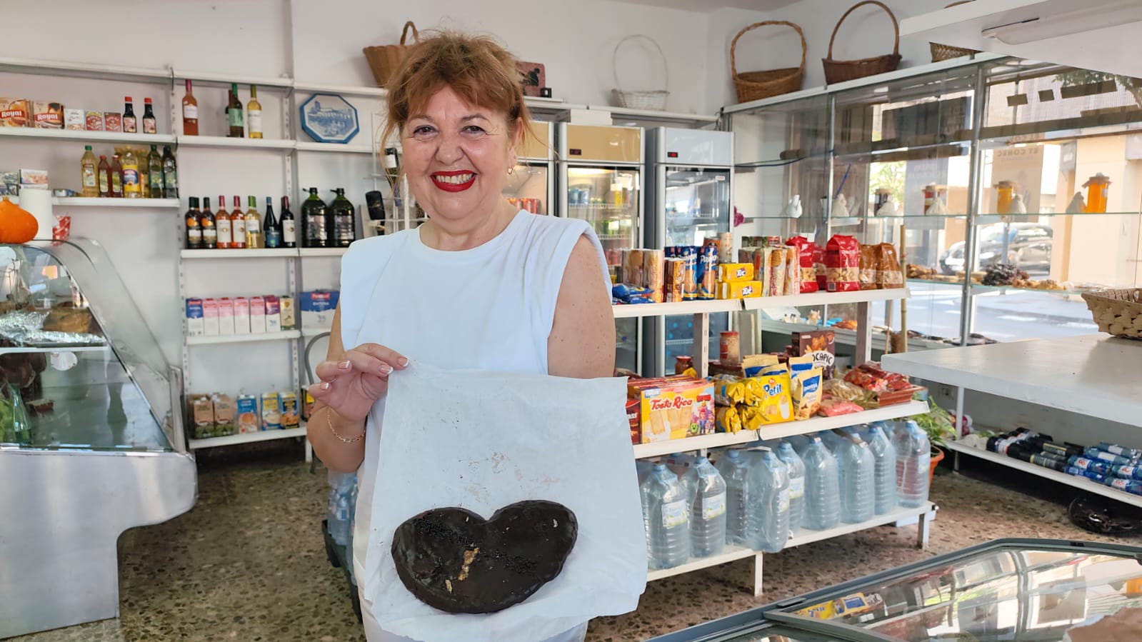 Carmen Cárcel: "Las fiestas de Es Pratet son siempre especiales pero este año hemos puesto toda la carne en el asador" Carmen Cárcel: "Las fiestas de Es Pratet son siempre especiales pero este año hemos puesto toda la carne en el asador"