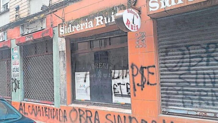 Pintadas en el nuevo local de la Fundaci&oacute;n Mar de Niebla