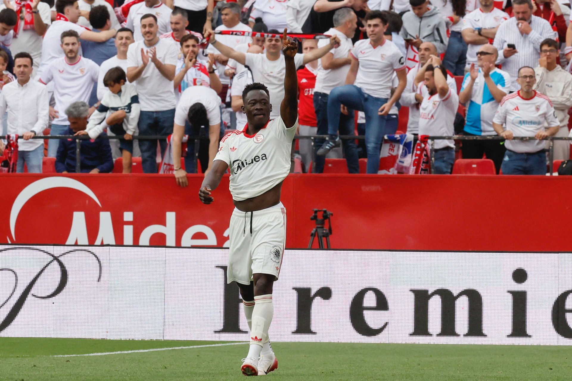 El Sevilla tasa a Akor Adams en 15 millones El Sevilla tasa a Akor Adams en 15 millones