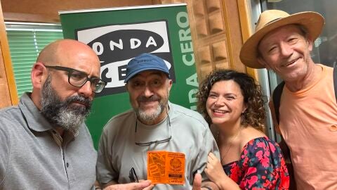 Sergio Mir&oacute; con Piedra P&oacute;mez y con Aroa Alem&aacute;n