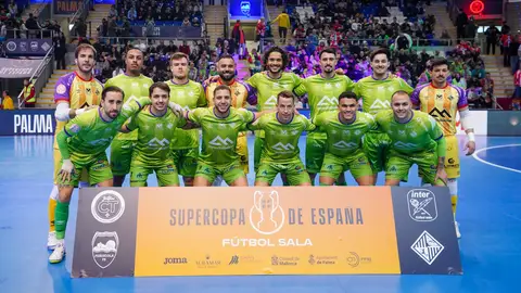 José Tirado: “Hay muchas cosas que cambian, pero hay una que nunca lo hace: el vínculo con nuestra afición”. José Tirado: “Hay muchas cosas que cambian, pero hay una que nunca lo hace: el vínculo con nuestra afición”.