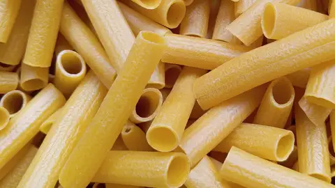 Micotoxinas en la pasta: qué son, cómo llegan a los macarrones y si suponen un riesgo Micotoxinas en la pasta: qué son, cómo llegan a los macarrones y si suponen un riesgo