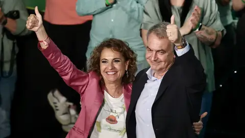 La secretaria general del PSOE-A María Jesús Montero junto al expresidente del Gobierno José Luis Rodríguez Zapatero La secretaria general del PSOE-A María Jesús Montero junto al expresidente del Gobierno José Luis Rodríguez Zapatero