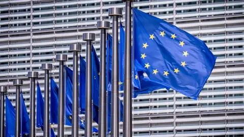 Bruselas denuncia a España ante la justicia europea por incumplir las normas sobre colchones de capital de la banca Bruselas denuncia a España ante la justicia europea por incumplir las normas sobre colchones de capital de la banca